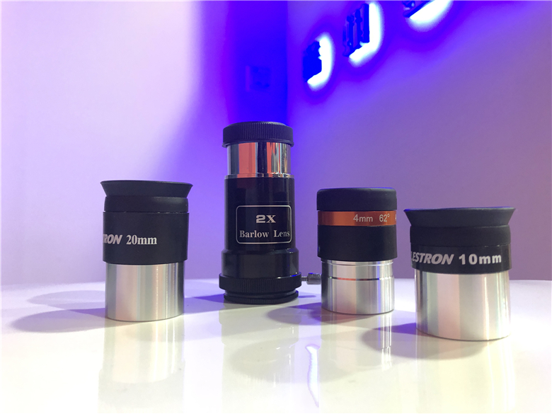 开箱299元天文望远镜看月亮,望远镜推荐性价比高看月亮