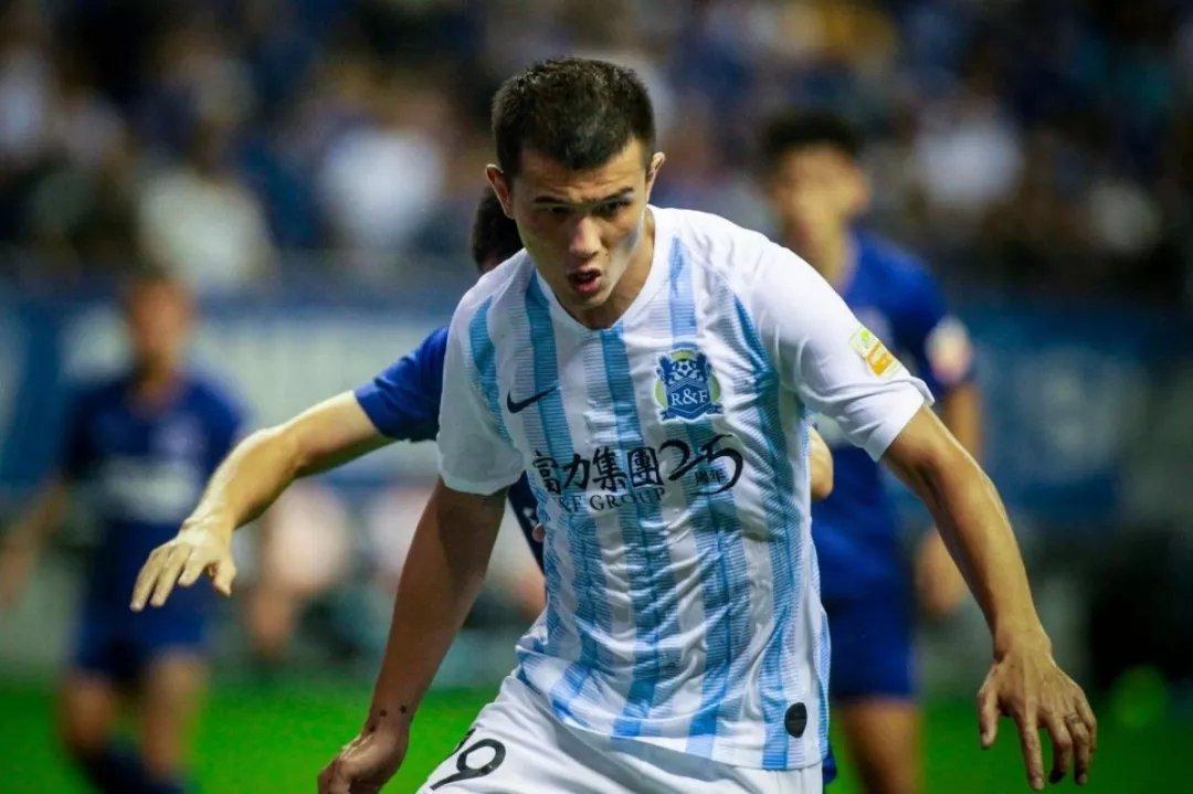 肖智富力锋线视频,肖智因伤缺阵影响富力