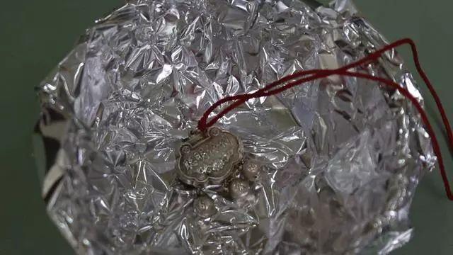 镂空的银首饰怎么清洗里面,银首饰发黑最简单清洗方法