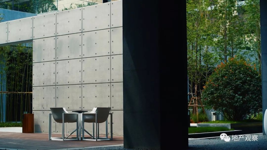 这家房企零踩线盈利能力持续领先,这家上市房企