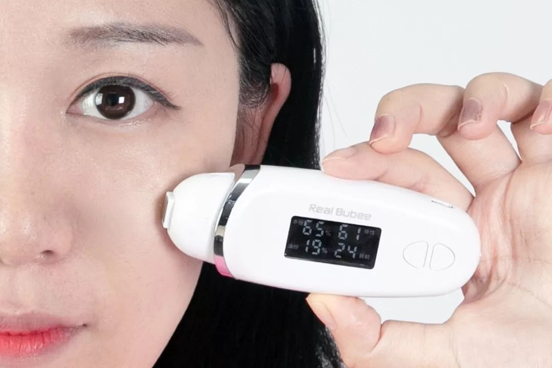 “从LAMER用回片仔癀”！国货药妆之光，奶奶辈就在用，国外买价格翻5倍