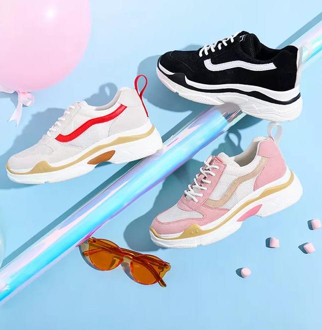 鞋子后面的小尾巴叫什么名字,鞋子后面的小尾巴