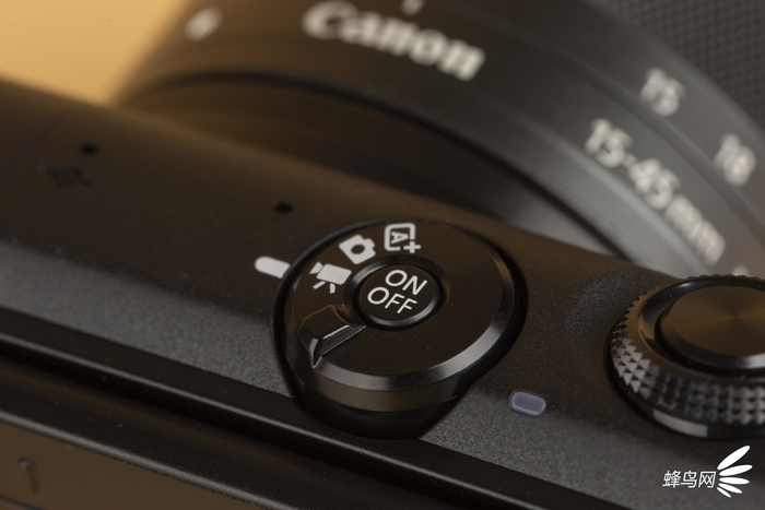 佳能M200入门微单相机eosm200,佳能eosm200值不值得买