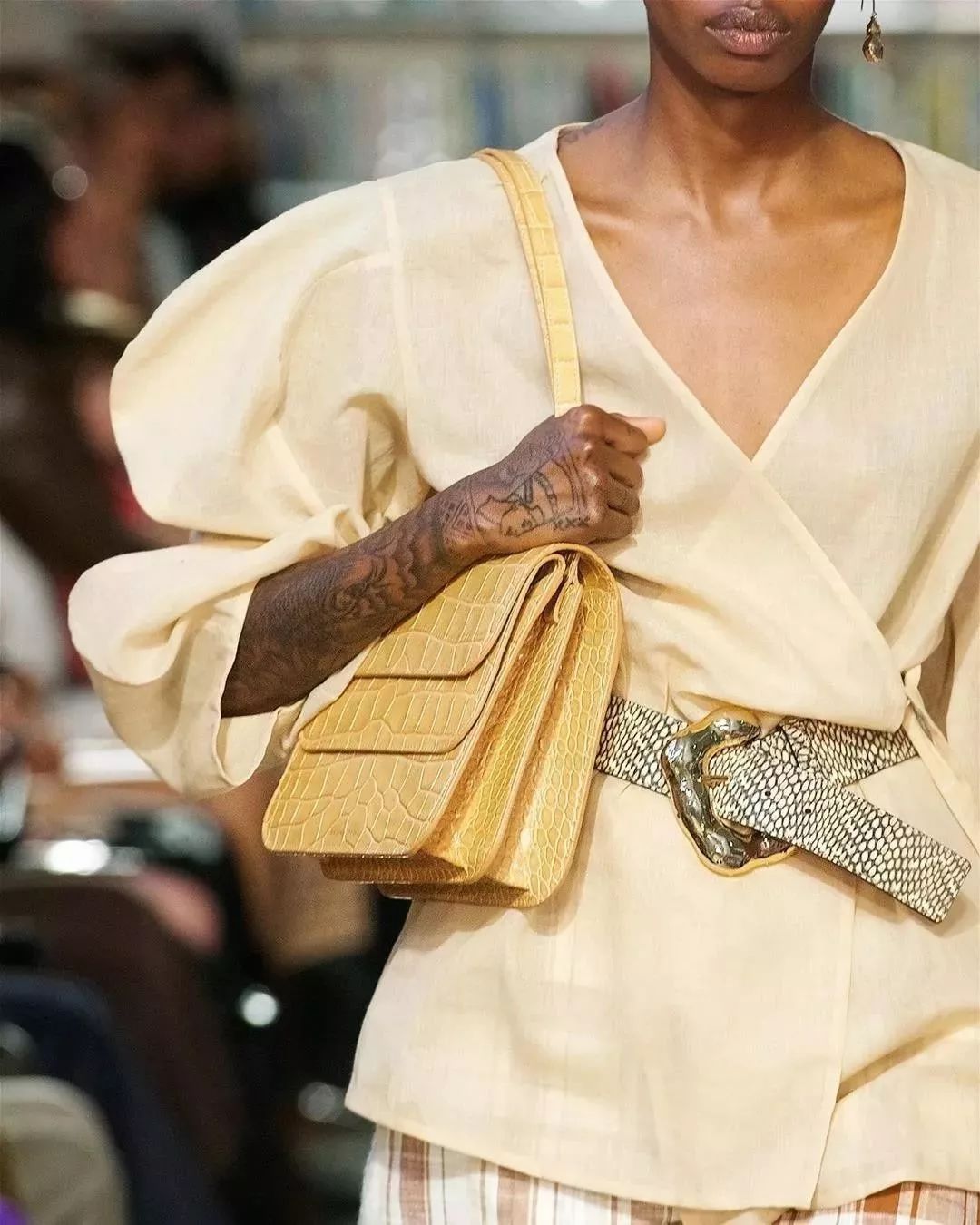 这个单品选得对，全身看起来就很贵