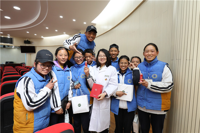 中国经济发展与环境平衡重在创新,我国经济的协调性和可持续发展