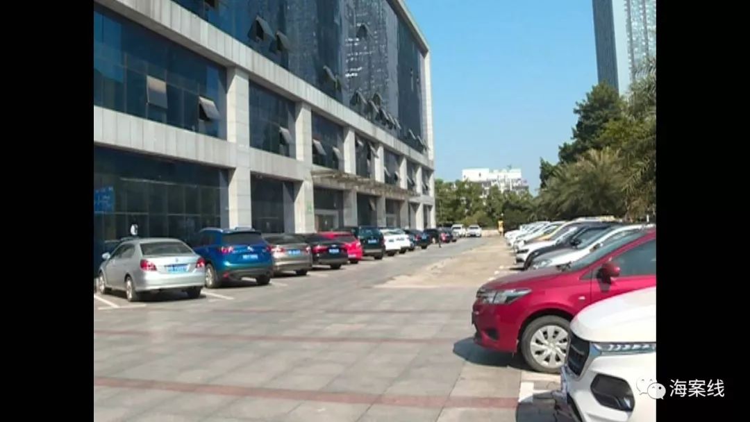 贷款车逾期没通知被拖车合理吗,购车贷款逾期车被拖走合法吗