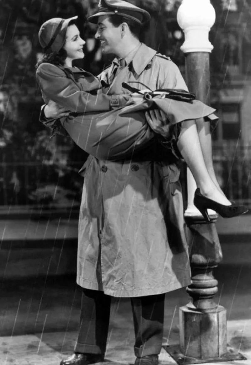 burberry绅士,burberry风衣高质量男性