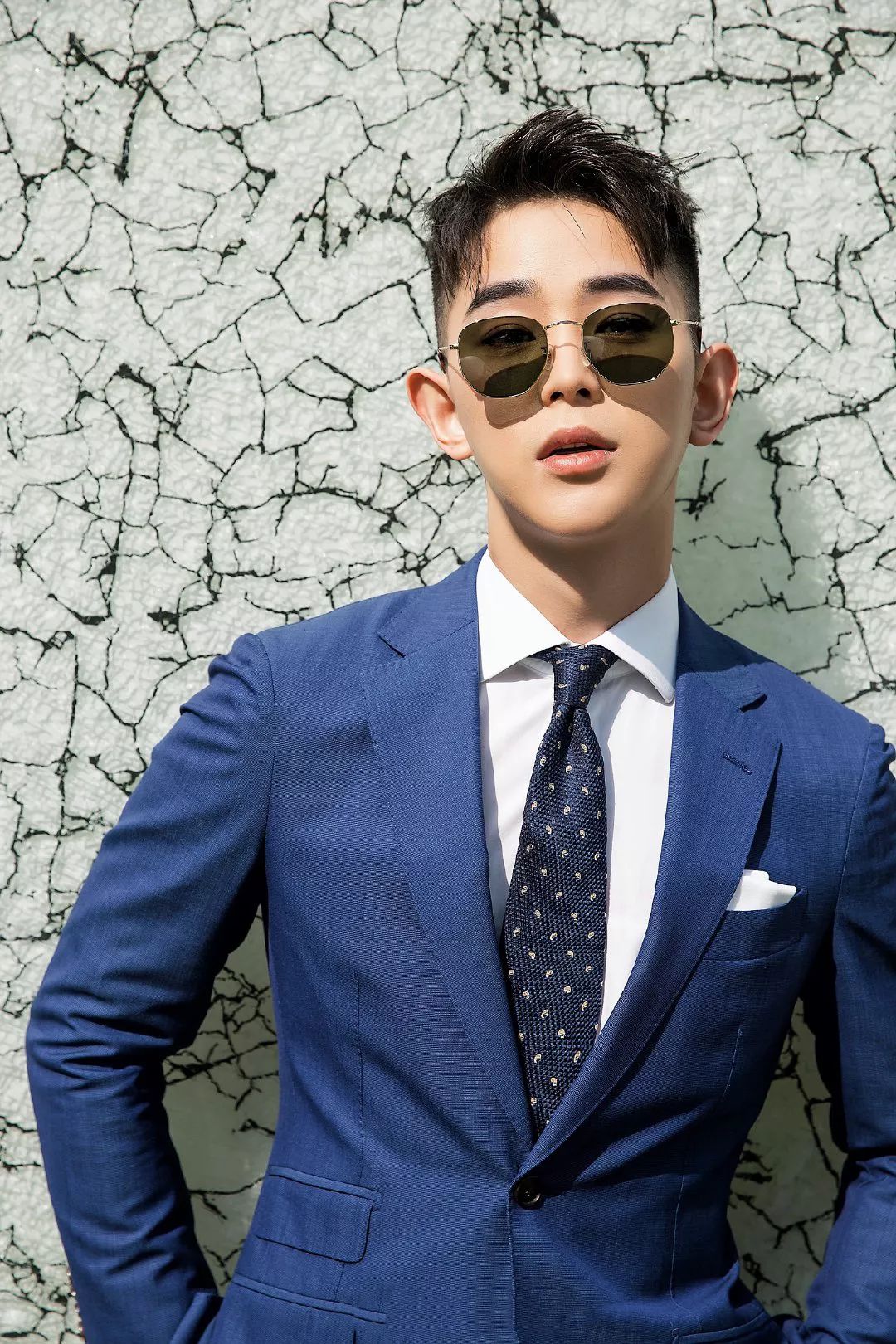 神仙大V和我们一起在上海发“奖状”！？我们飘了……