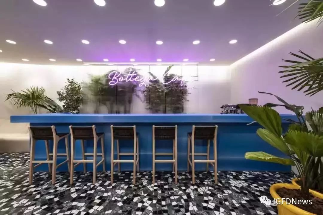 burberry合作的直播平台,burberry社交零售店