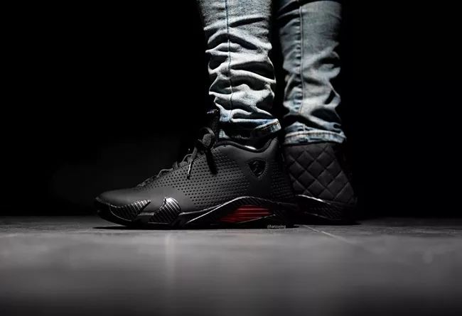 aj11黑红low2017发售,aj1mid万圣节黑红刺绣