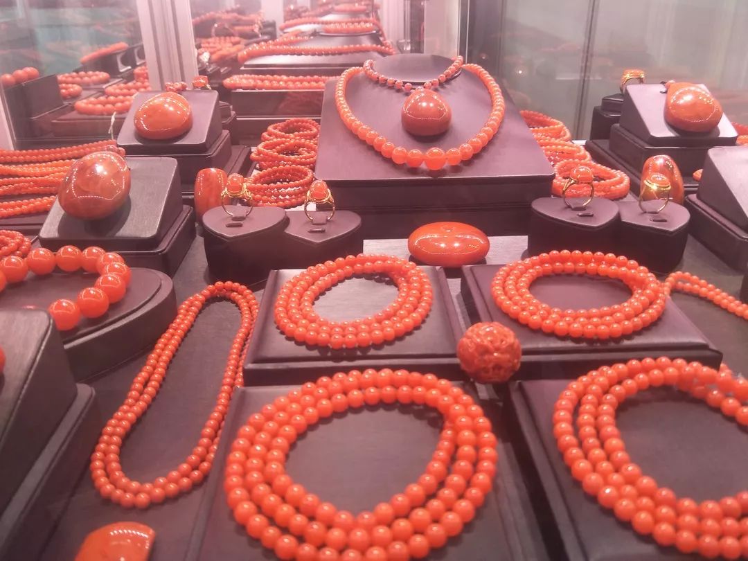 中国宝石最多的地方视频,中国四大宝石是哪四种