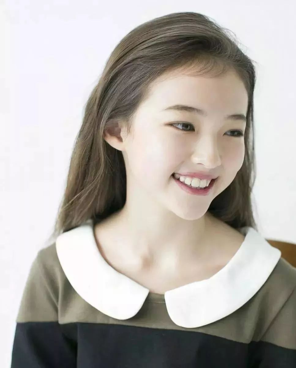 迷人计丨Jennie11岁的妹妹在“刷酸”？被闭口包围的我都不敢尝试