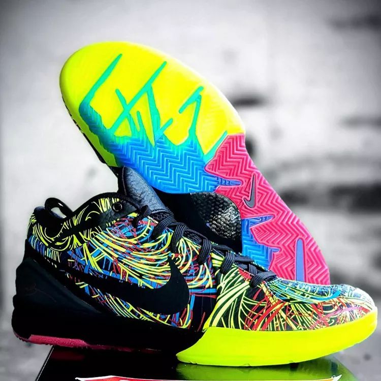 aj11黑红假鞋实战会怎样,aj1白黑2024新款这鞋怎么样