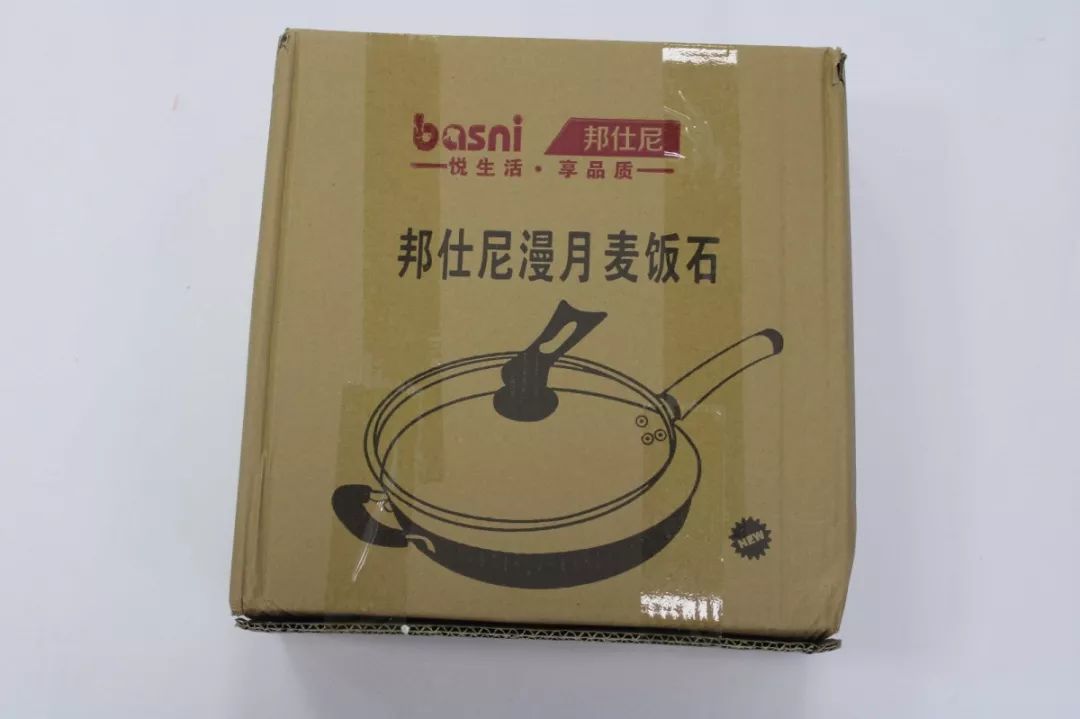 爱仕达与炊大皇的铁锅哪个比较好,炊大皇和爱仕达无涂层铁锅