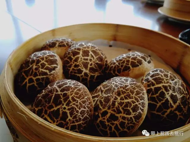 500不到全家住原佘山艾美，居然！周末元旦春节还是不加价