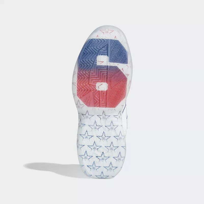 无数人心中的「顶级缓震」！传奇战靴良心升级！别怪我没提醒你