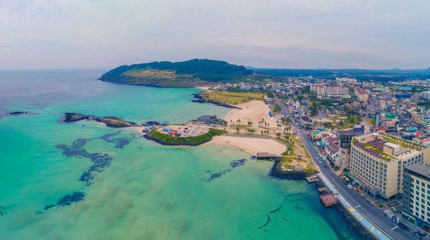 济州岛海的背景图,真实的济州岛全景图