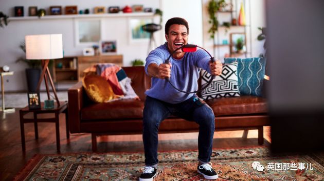 问个送命题，在拼多多上给妹子买礼物会不会被嫌弃？