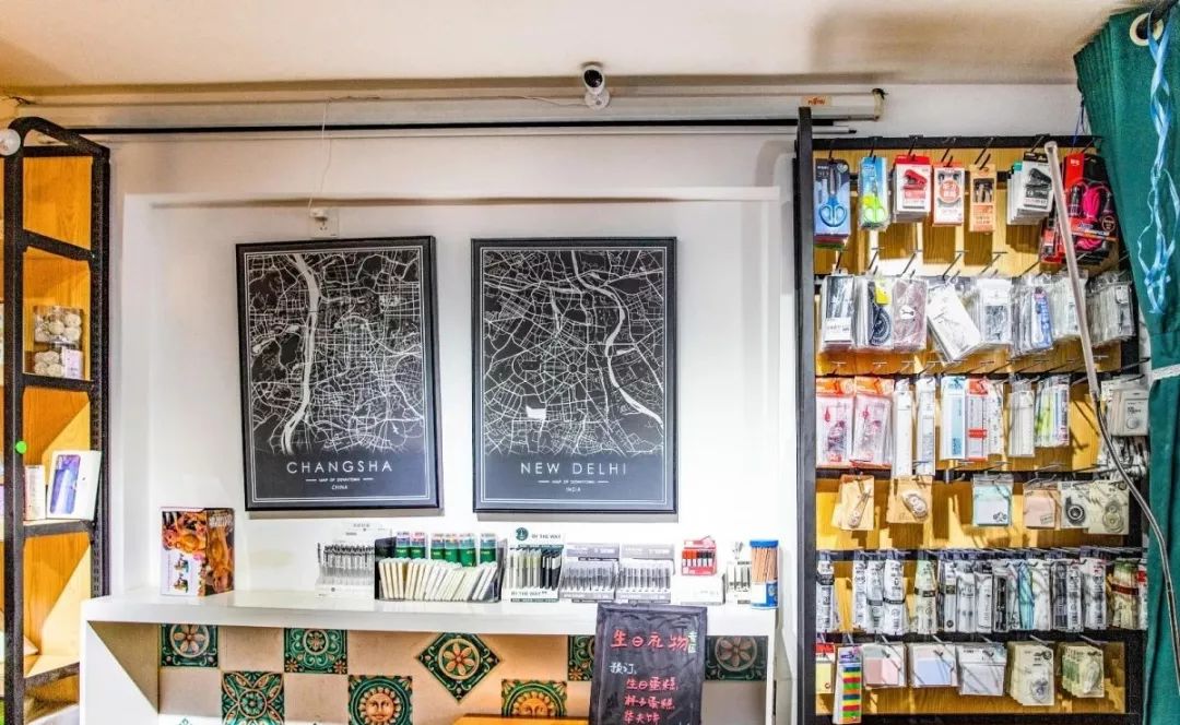 明德中学校园,明德学校美食