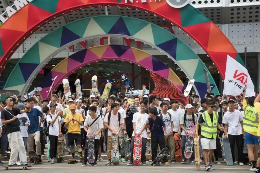 南悦城爱琴海城市广场活动,昆明南悦城有什么活动