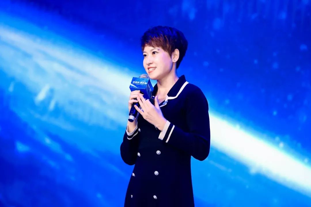 杞昏鏄熻景鏁欒偛涓婂競浜嗗悧,杞昏姝ｅ紡鍗囩骇鍝佺墝