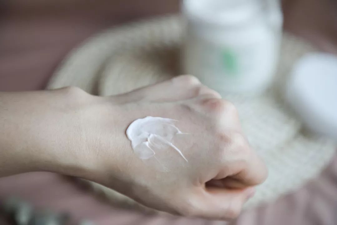 秋冬内搭必备神器,冬天只需这4件内搭每天不一样