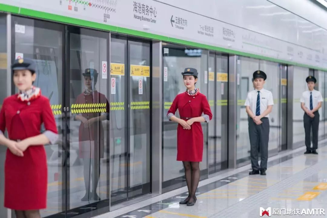 厦门地铁2号线全程需要多少分钟,厦门地铁3号线通后停了哪些公交