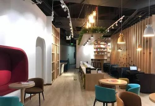 奥莱商场年利润,奥莱百货转型