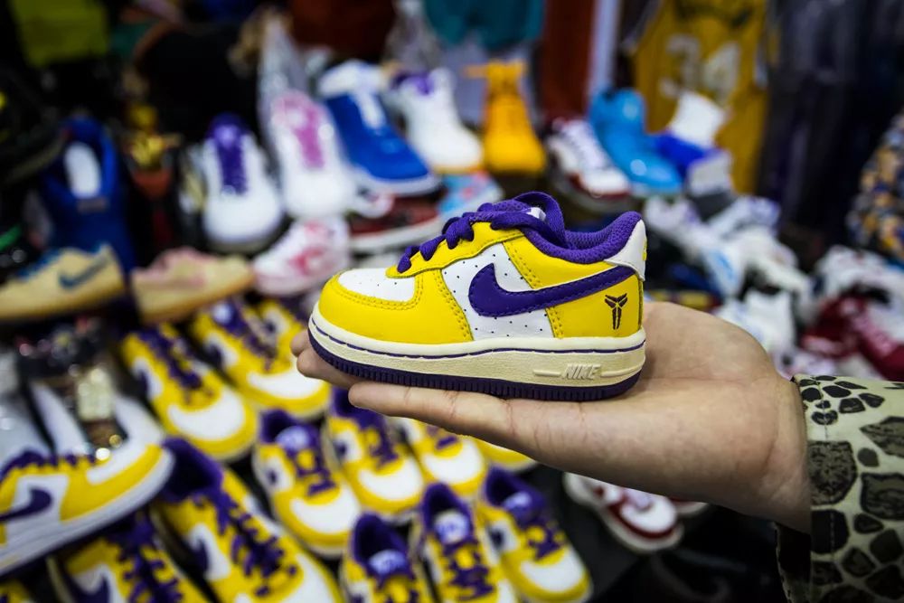 去了这个万人鞋展，才知道国内竟然有这么多「没见过的天价鞋」