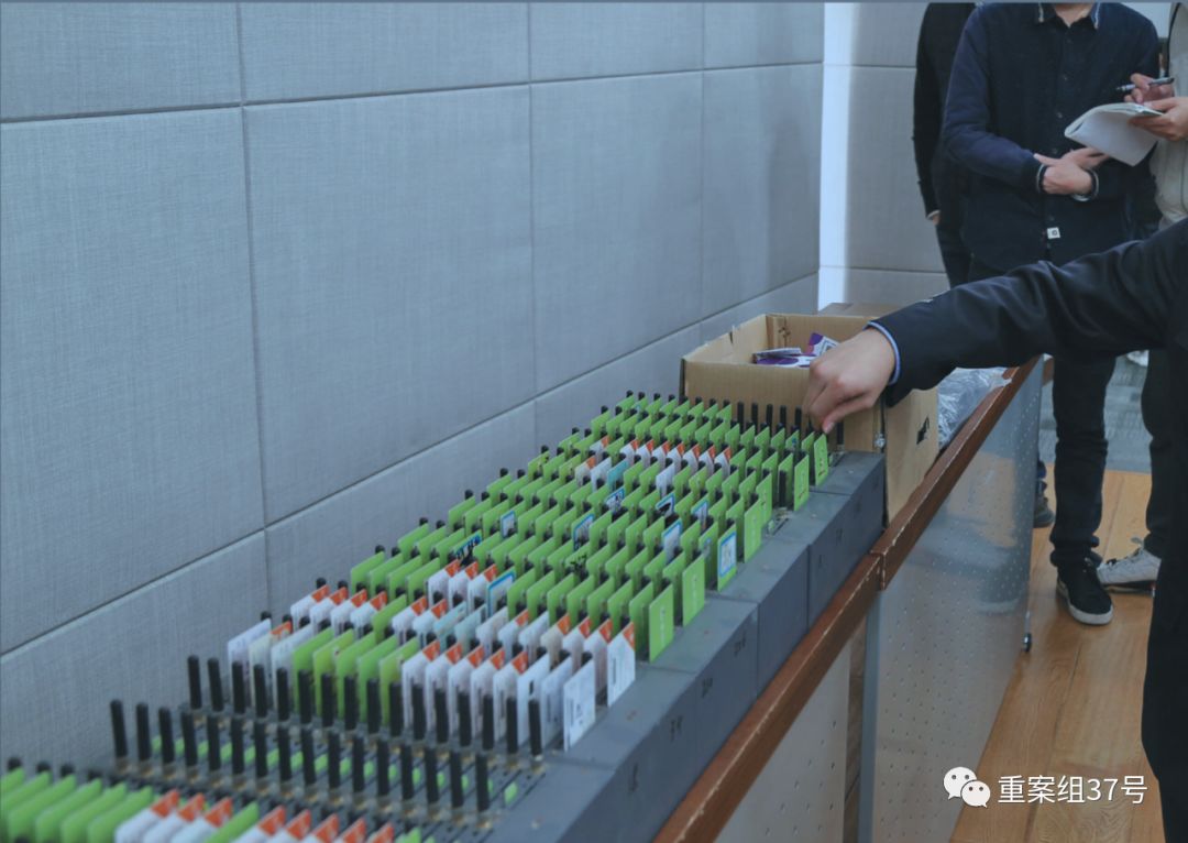 你的日常生活正在被*窥偷**！数十万只家用摄像变*拍偷**器，70元可*窥偷**300个不同场景