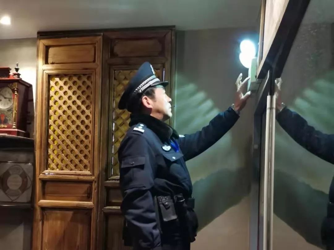 荆门警察夜查,荆门市夜查行动