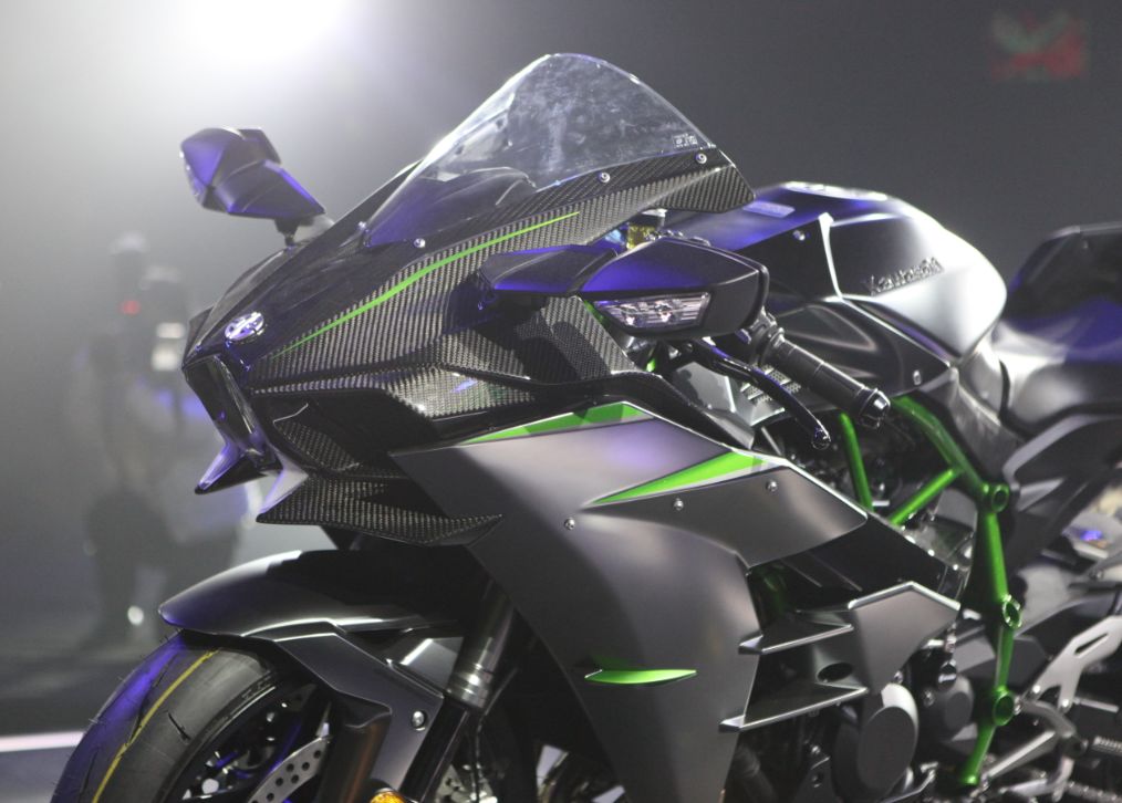 最新川崎zx10r评测,川崎zx-10r2021款摩旅