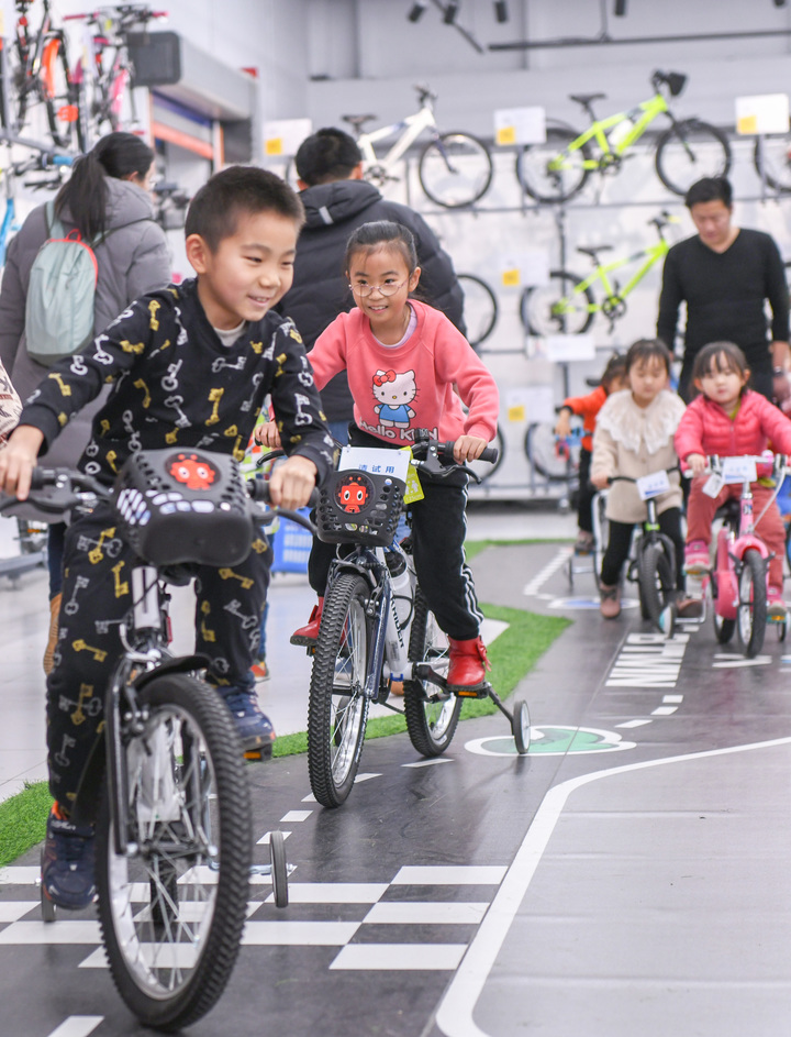 迪卡侬热度持续上升b站,迪卡侬新店开业西安