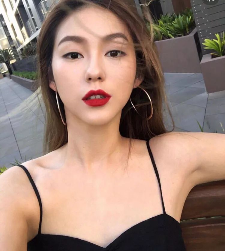 MAC疯了吧!神仙色号口红一支只要80元,钱包根本捂不住啊