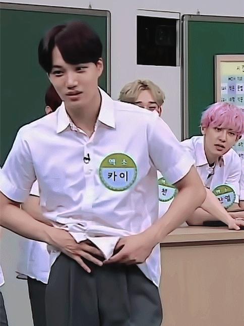 福利来惹！肖战的米老鼠竟没拼过*钟金**仁Gucci大秀浪漫表白？