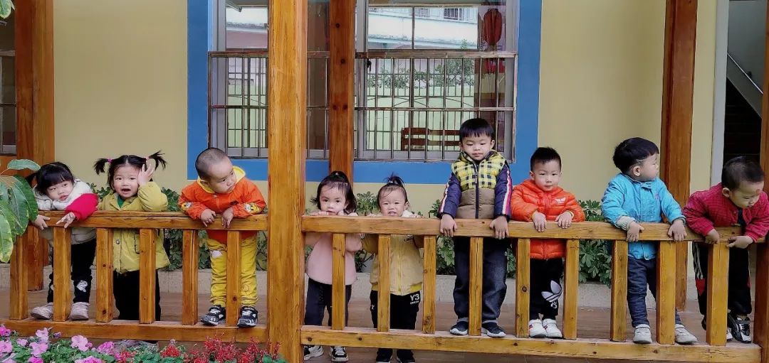 玉林新智程东方巴黎国际幼儿园,广西玉林容县灵山英豪幼儿园