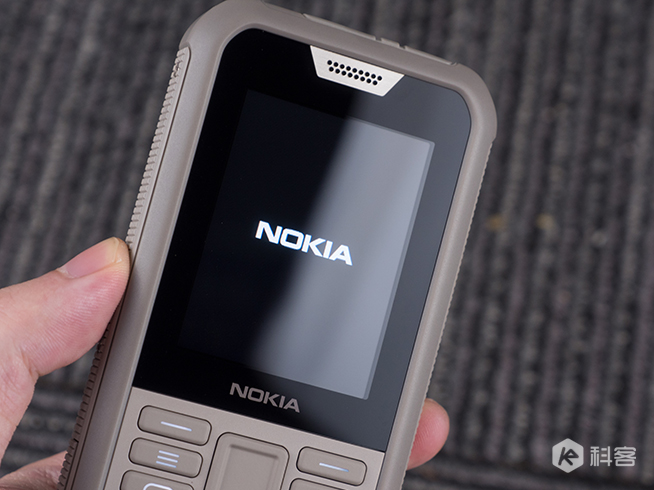 诺基亚800c手机测评,诺基亚800三防手机功能介绍