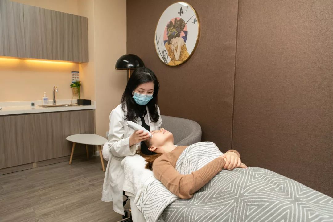 抗老三部曲紧致少女肌,抗老做好这五步hold住童颜少女肌