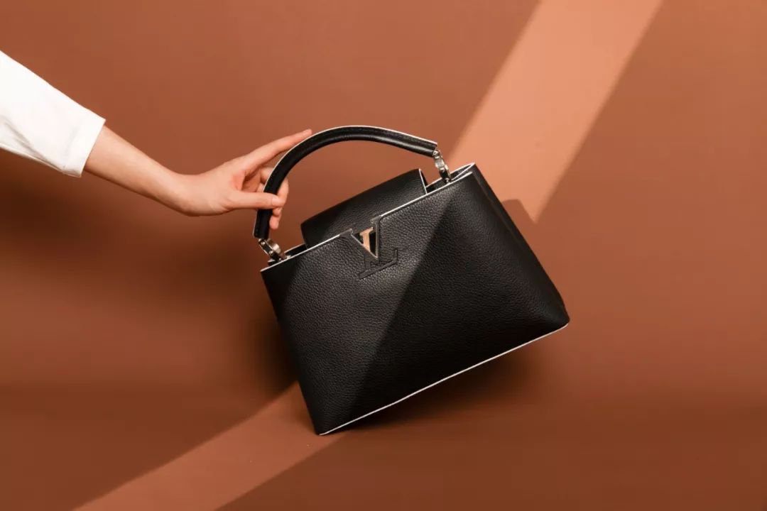 第一款包包该怎么选？这样买准没错