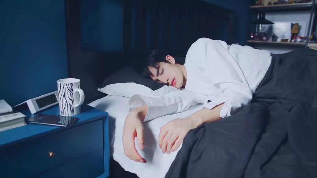 宋威龙姐弟恋照,宋威龙14岁旧照