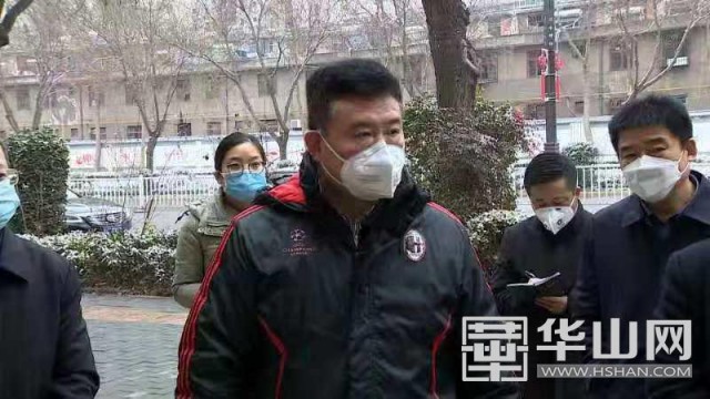 魏建锋在检查疫情防控工作时强调打好疫情防控新闻宣传主动仗全面加强“三无小区”防控力量