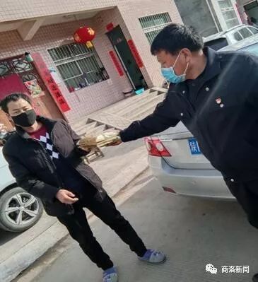 疫线故事,疫线坚守的故事