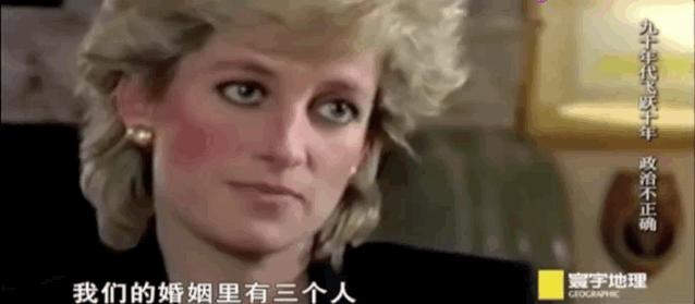 肩胛骨平平的怎么美起来,开肩美背改善翼状肩胛