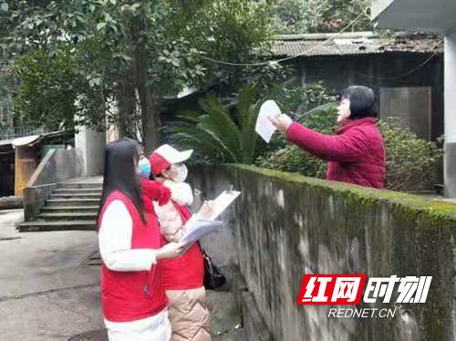 武陵区启明街道：志愿服务“红马甲”筑起防疫战线保护色
