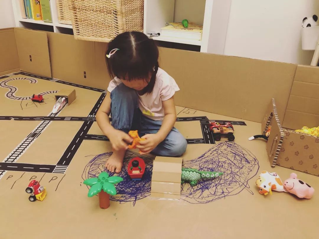 不用花钱就能玩的儿童游戏,十个小朋友玩游戏