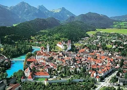 巴黎，罗马，比斯特...全欧洲奢侈品店里的中国游客大减！欧洲人表示最近也很难...