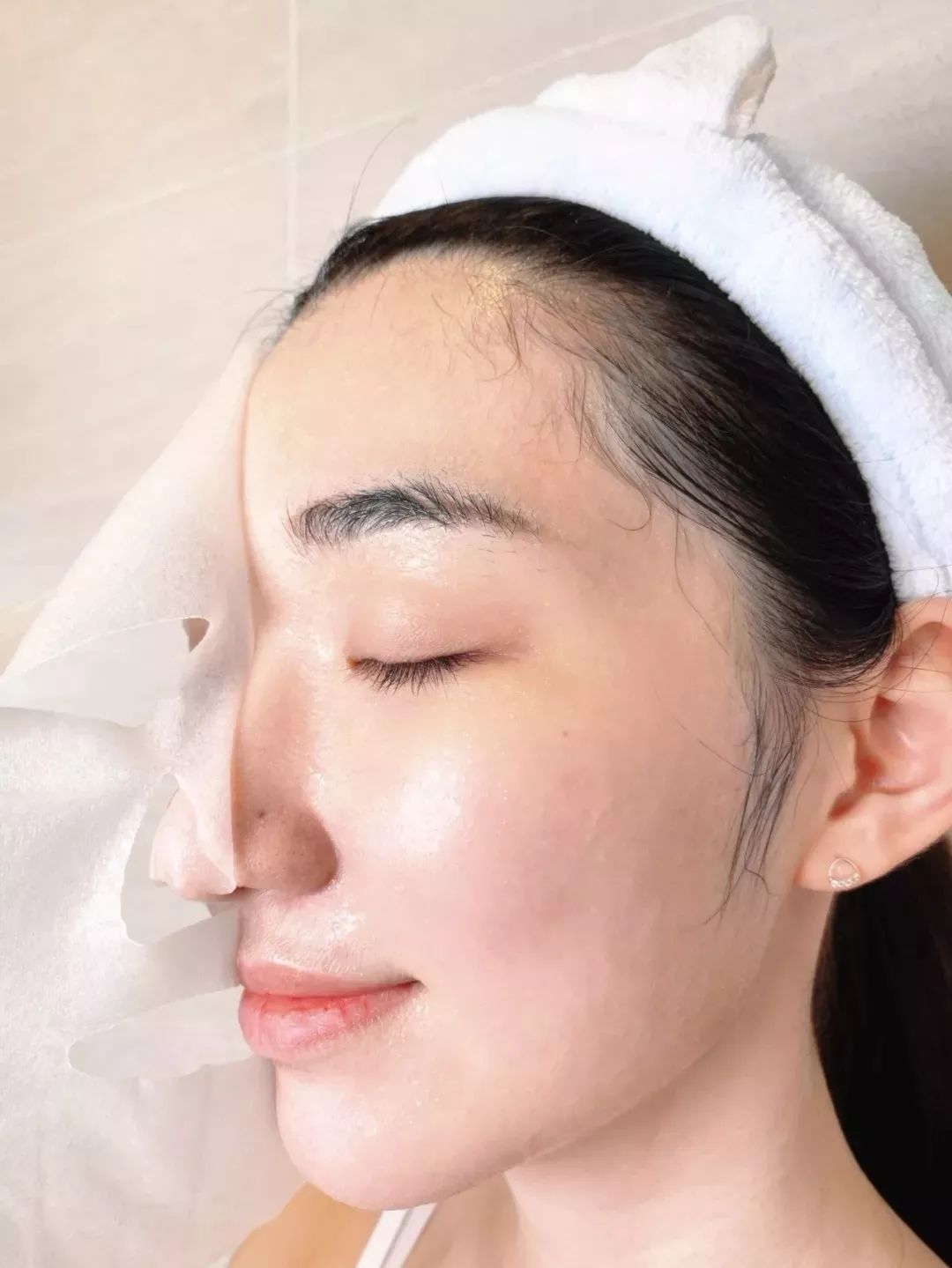 “韩国第一美魔女”私照曝光！51岁凭初恋脸狂吸680万人围观：原来男神都喜欢这样的？