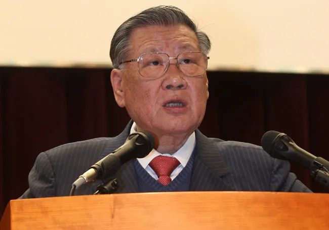 汽车发家史全过程,现代汽车创始人的传奇故事