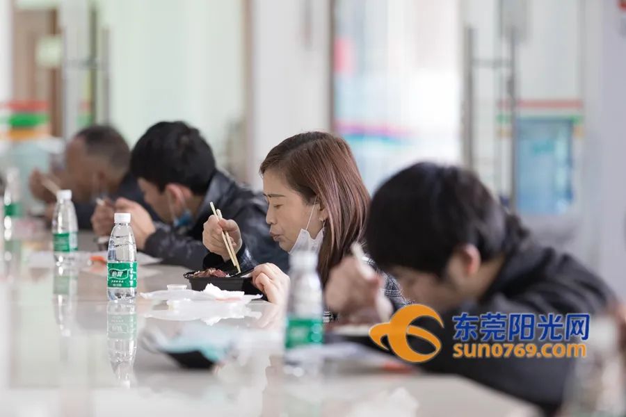 东莞市专车专列,直击各地春运返程现场