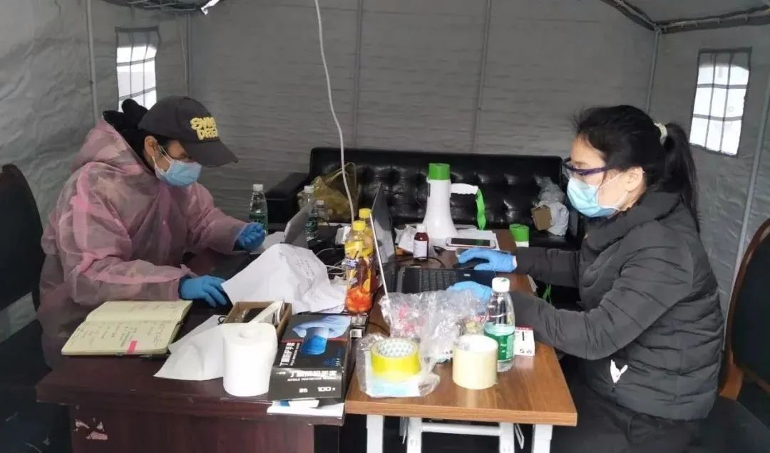 “白袍”法官，护你平安！｜直通湖北